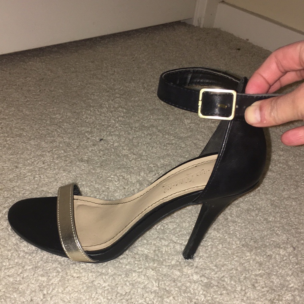 Black and gold ankle strappy heels - Picture 4 of 6